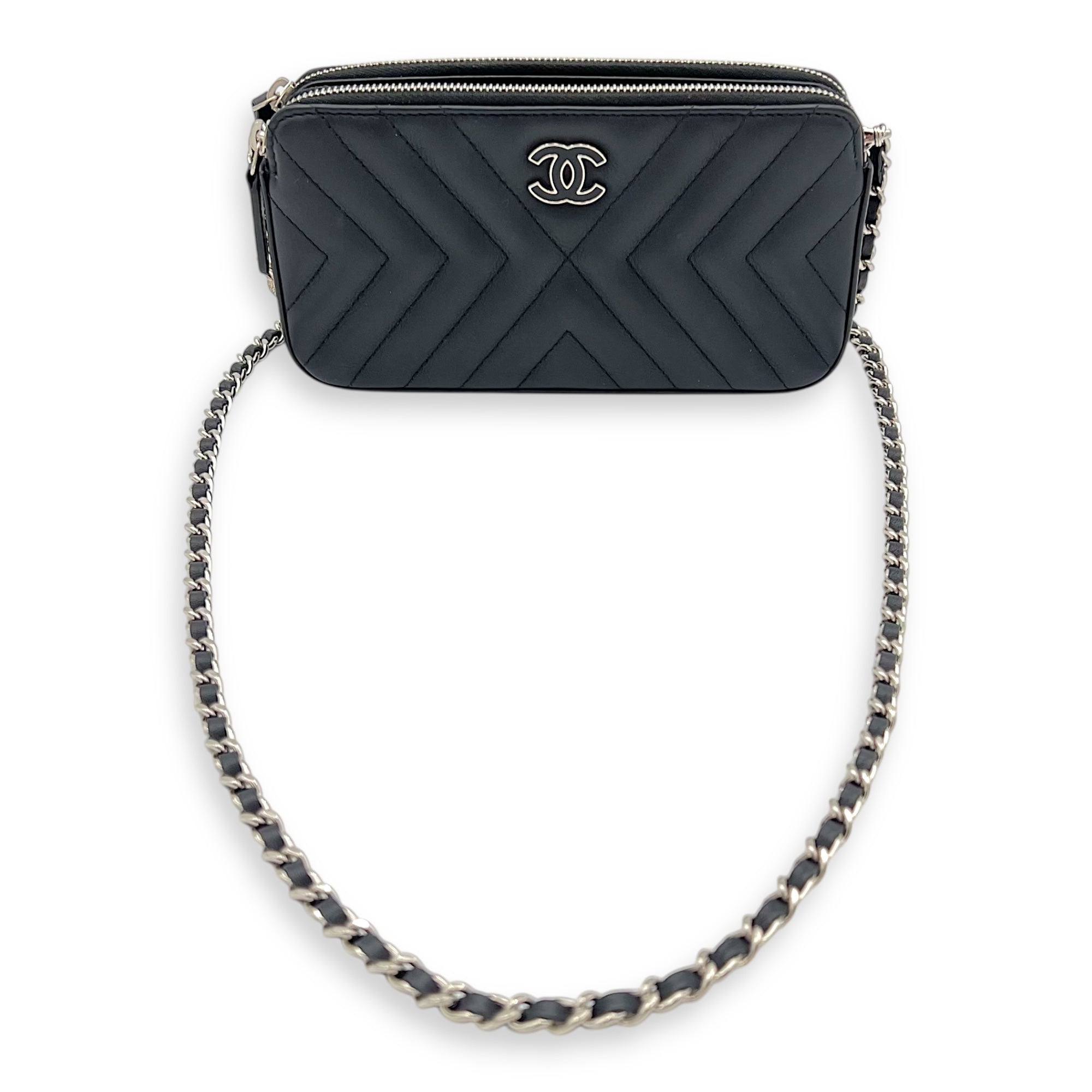 CC Tassel Wallet On Chain Black in Lambskin, Gold hardware