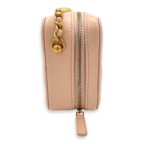 CC Pearl Crush Camera Shoulder Bag Beige in Lambskin, Gold hardware