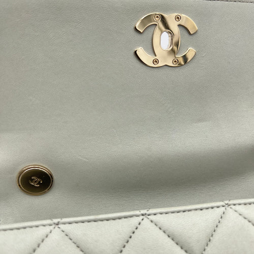 Trendy CC Top Handle Bag Blue in Lambskin, Gold hardware