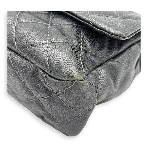 Easy Flap Shoulder Bag Blue in Caviar Leather, Ruthenium hardware