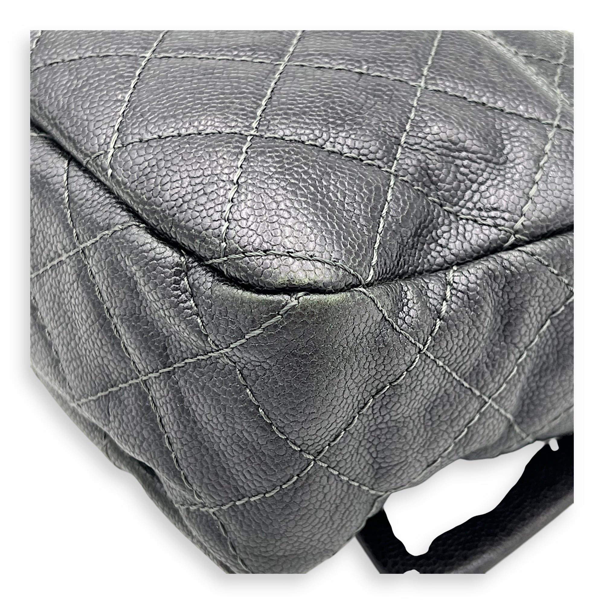 Easy Flap Shoulder Bag Blue in Caviar Leather, Ruthenium hardware