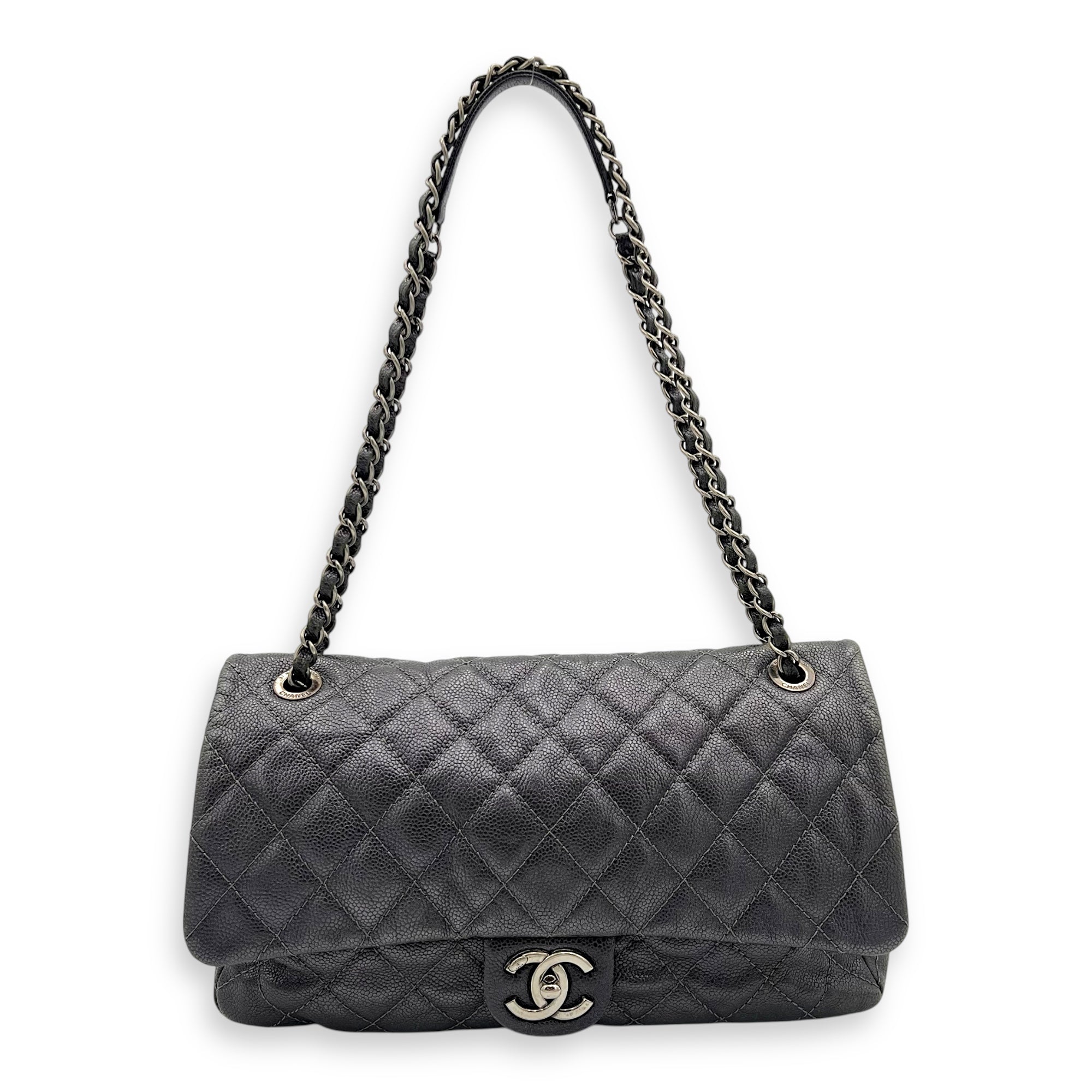 Easy Flap Shoulder Bag Blue in Caviar Leather, Ruthenium hardware