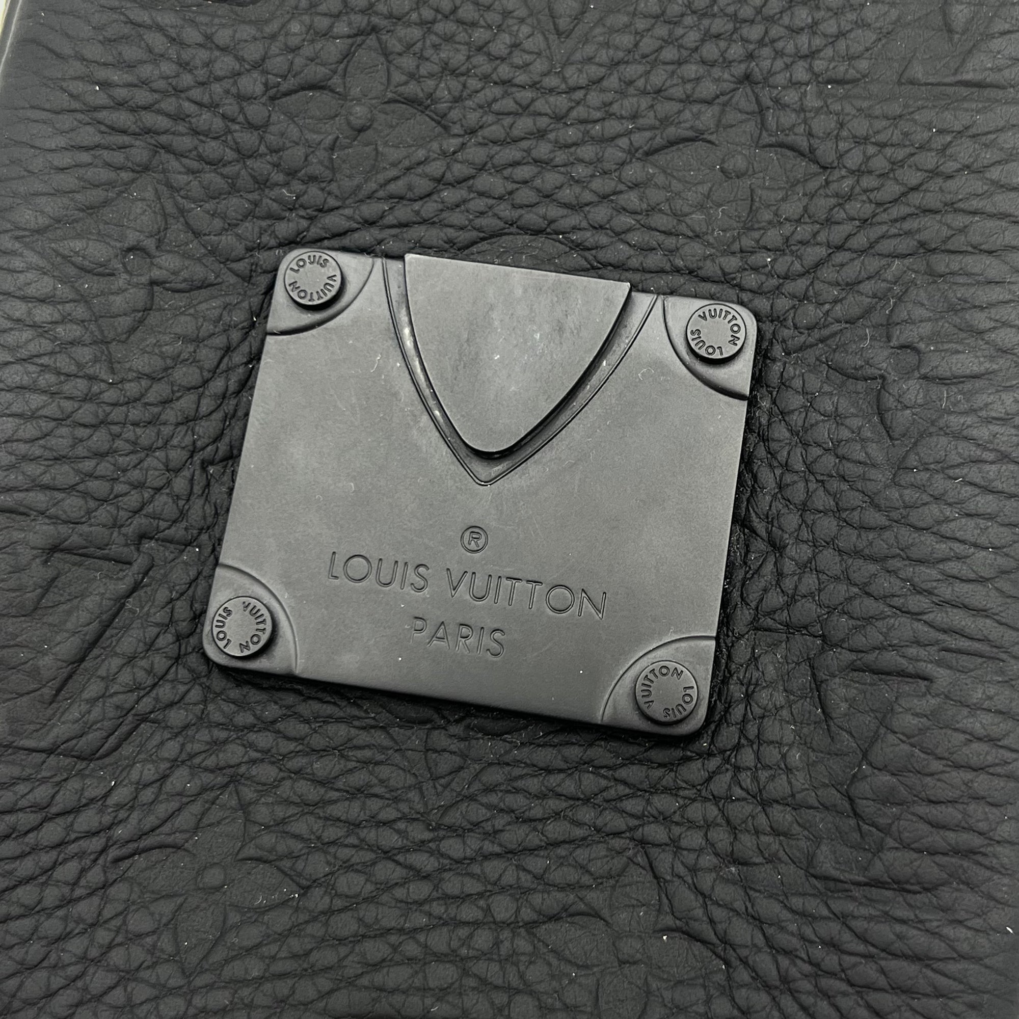 S-lock Vertical Wearable Wallet Shoulder Bag Black in Taurillon Leather, Black hardware