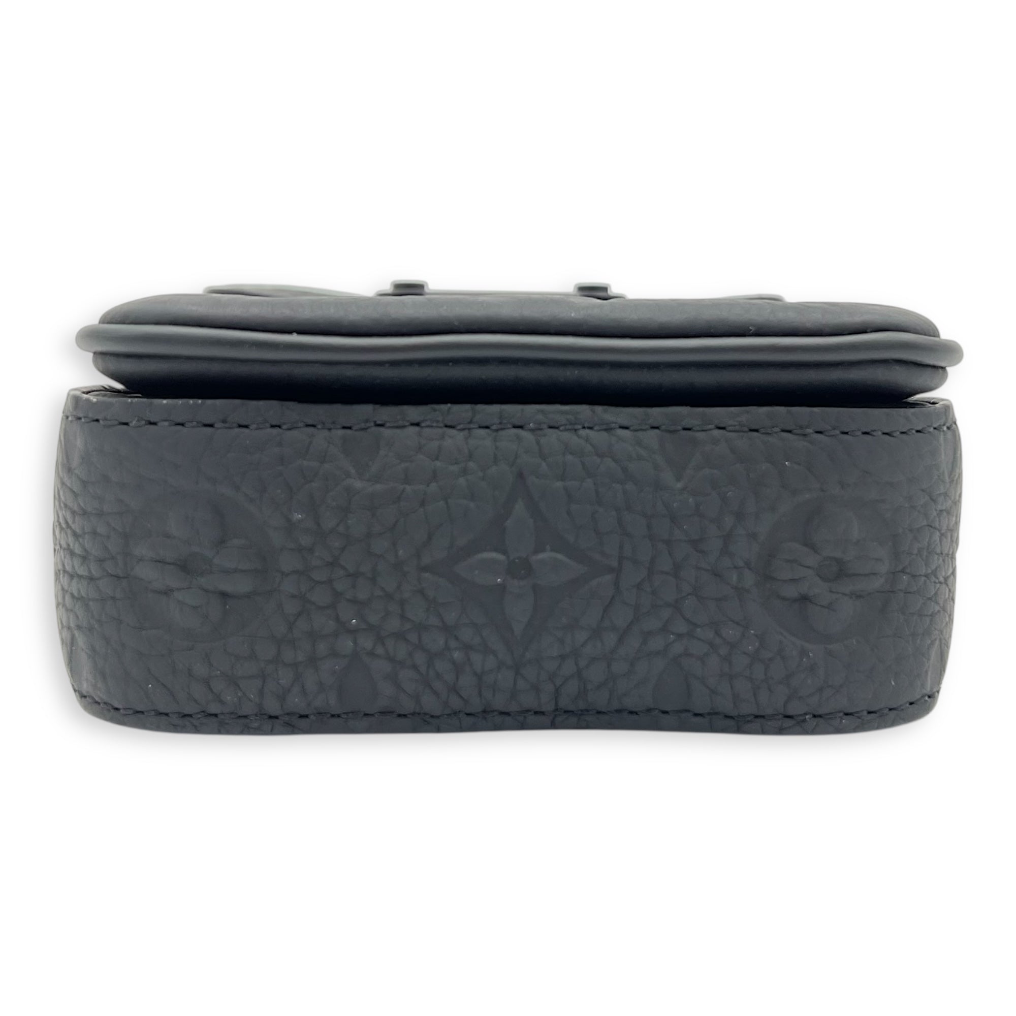 S-lock Vertical Wearable Wallet Shoulder Bag Black in Taurillon Leather, Black hardware