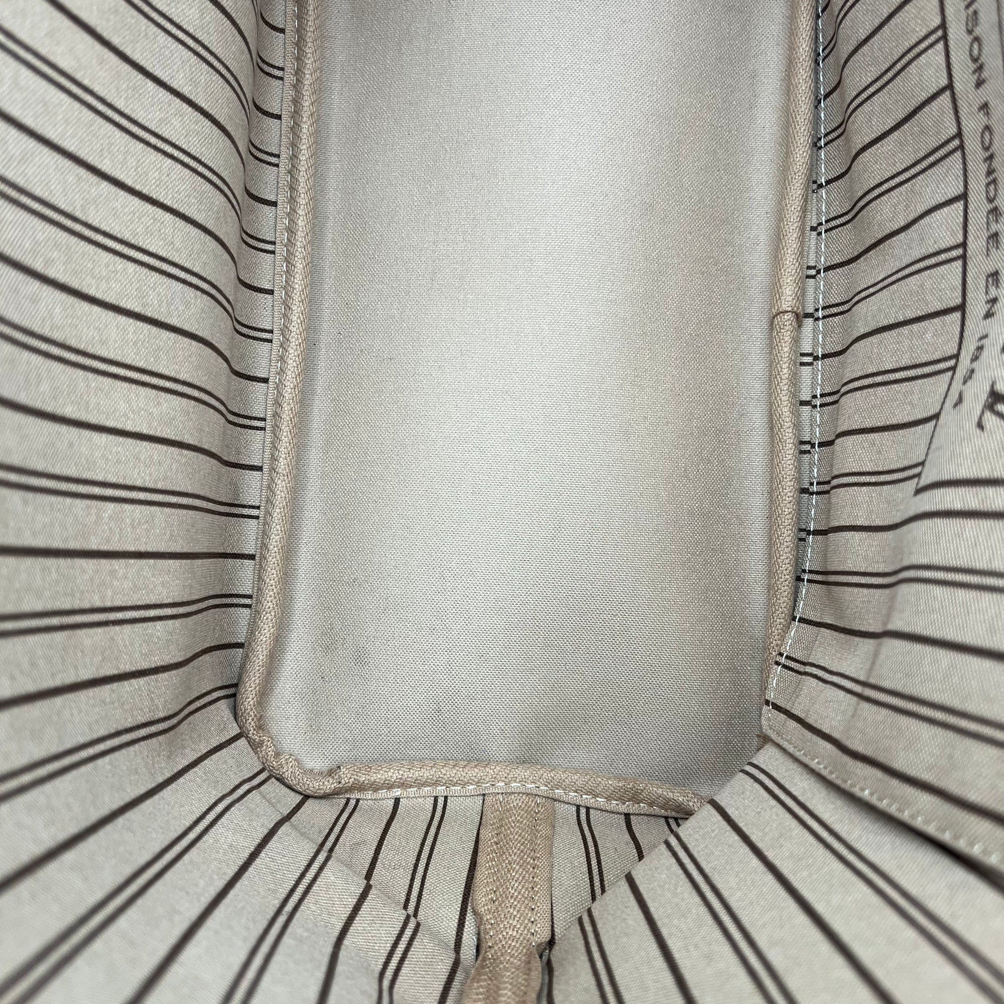 Neverfull Tote Bag Brown in Monogram Coated Canvas, Gold hardware