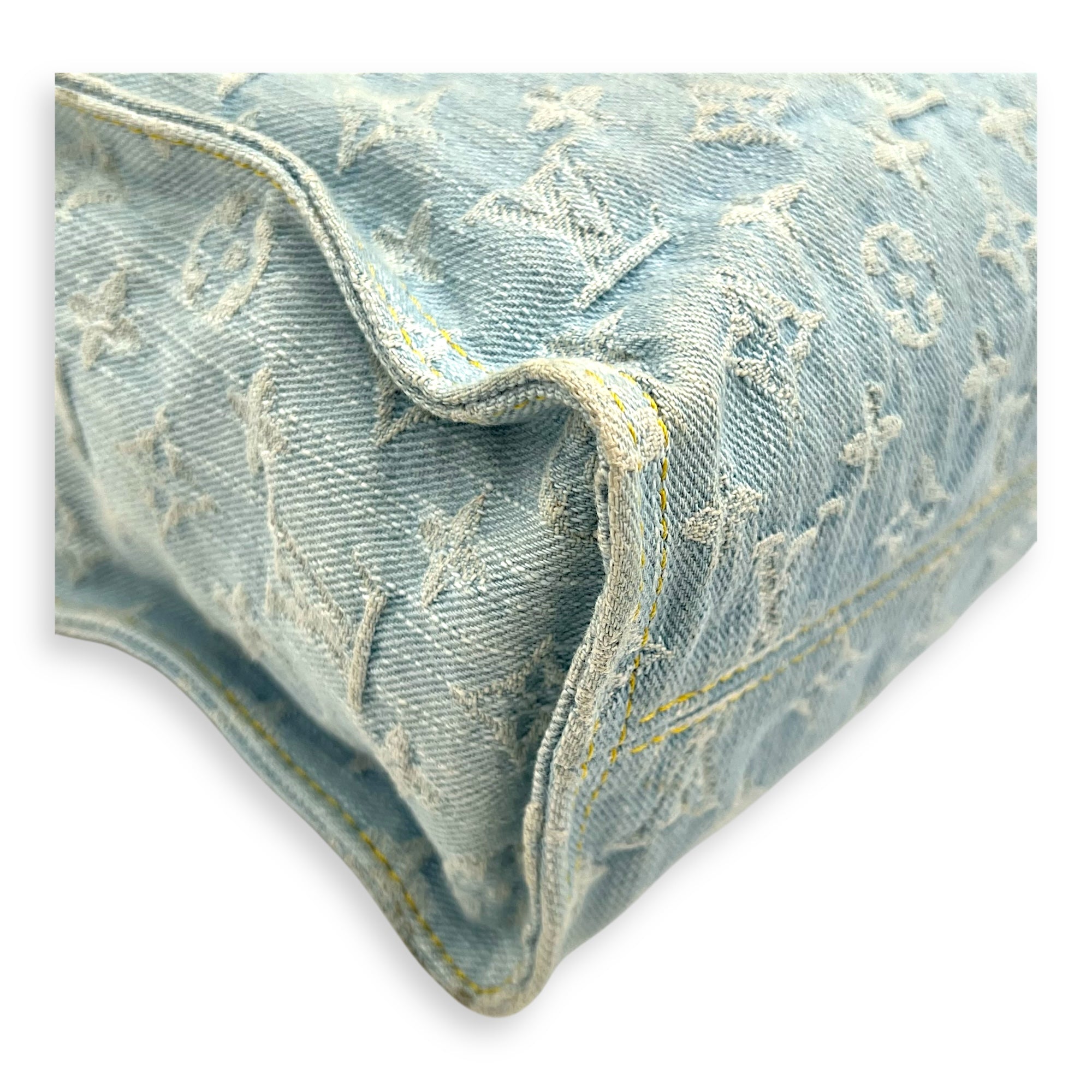 Let Go Tote Bag Blue in Denim, Gold hardware