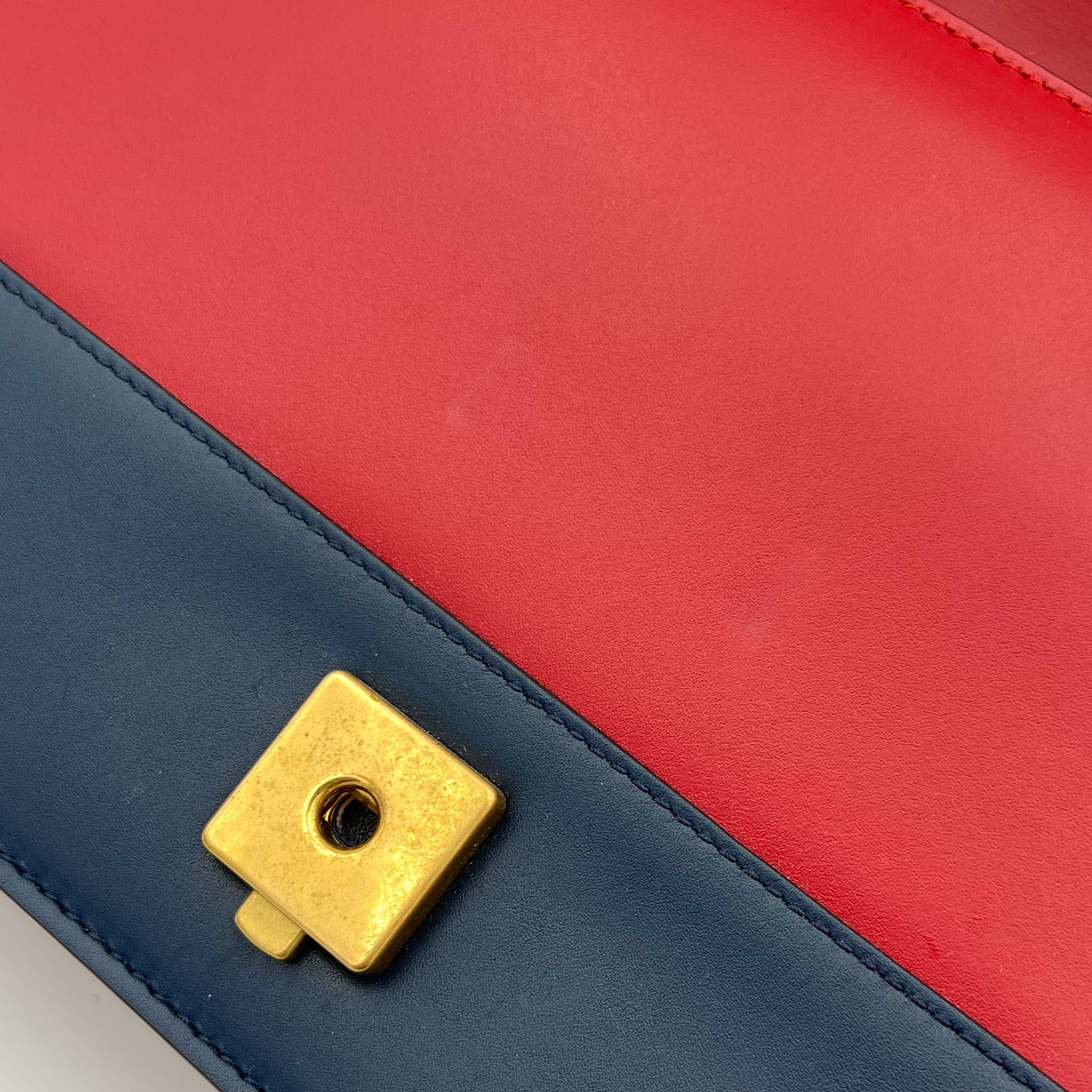 Queen Margaret Shoulder Bag Multi-colour in Calfskin, Gold hardware