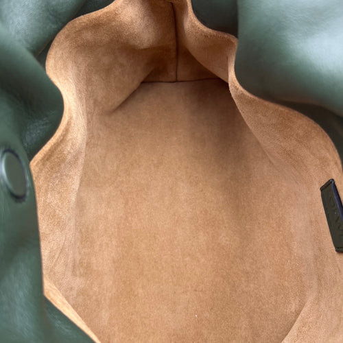 Flamenco Shoulder Bag Green in Calfskin, Gold hardware