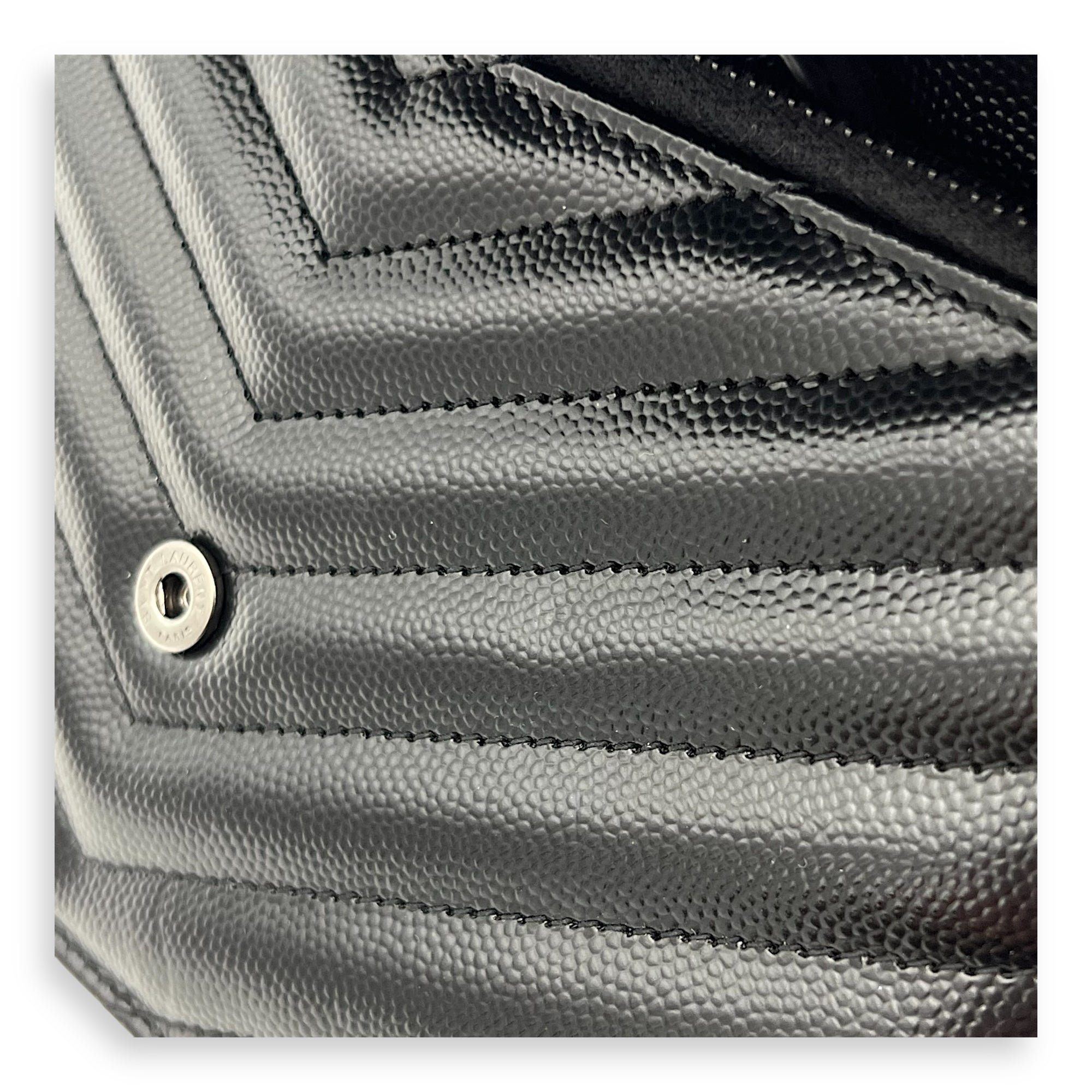 Cassandre Wallet On Chain Black in Caviar Leather, So Black hardware