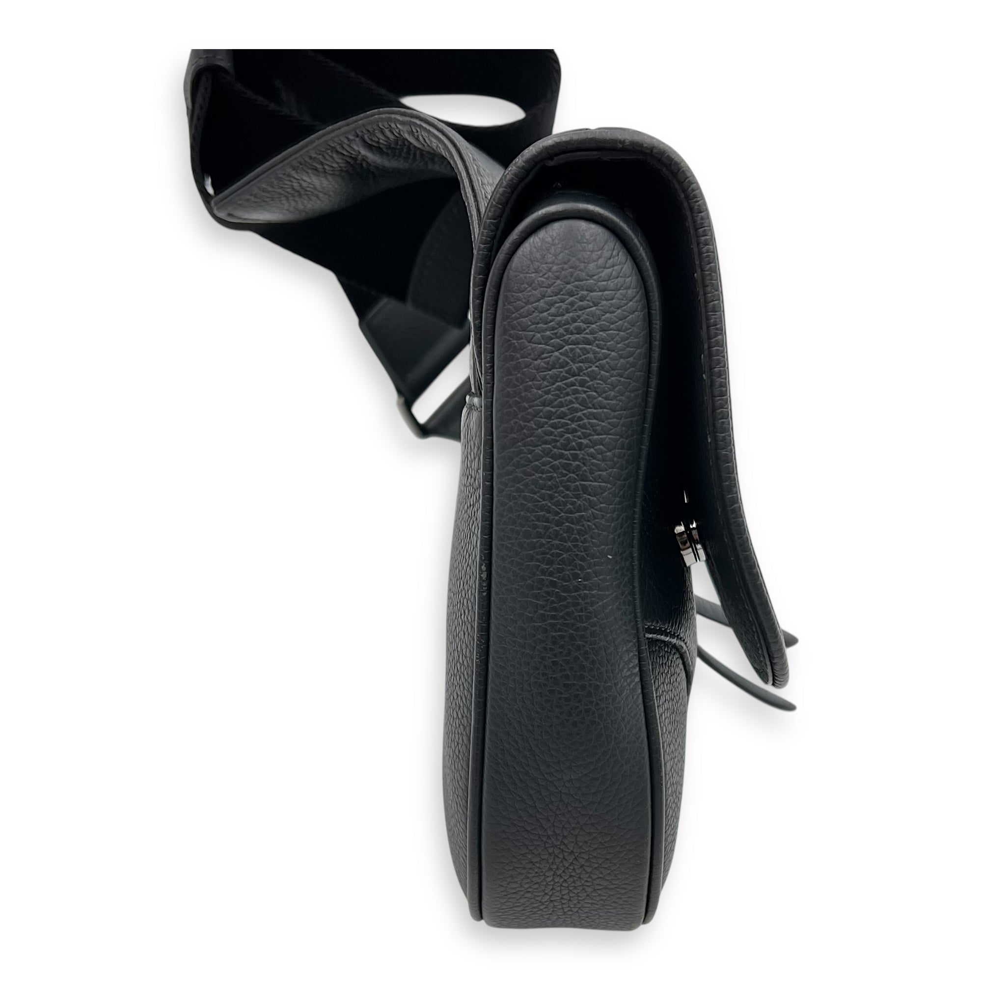 Saddle Crossbody Bag Black in Calfskin, Silver hardware