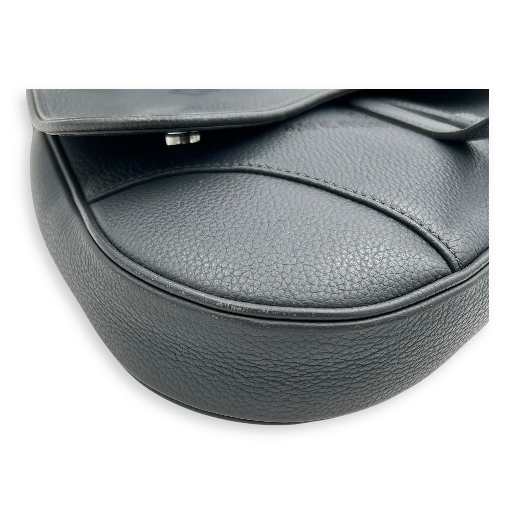 Saddle Crossbody Bag Black in Calfskin, Silver hardware