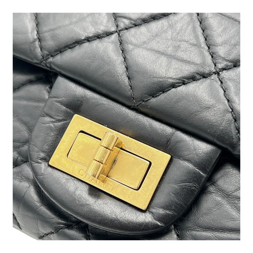 2.55 Shoulder Bag Black in Calfskin, Gold hardware