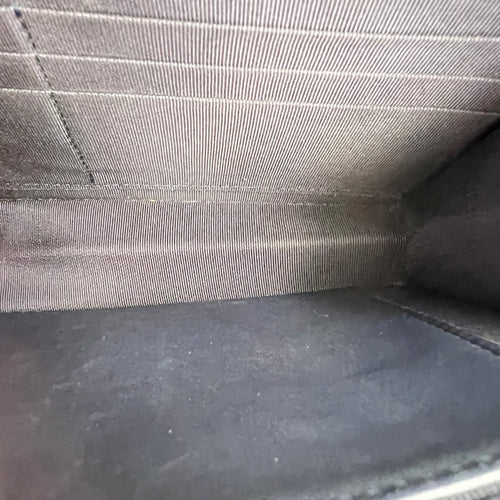 Chevron Wallet On Chain Blue in Caviar Leather, Silver hardware