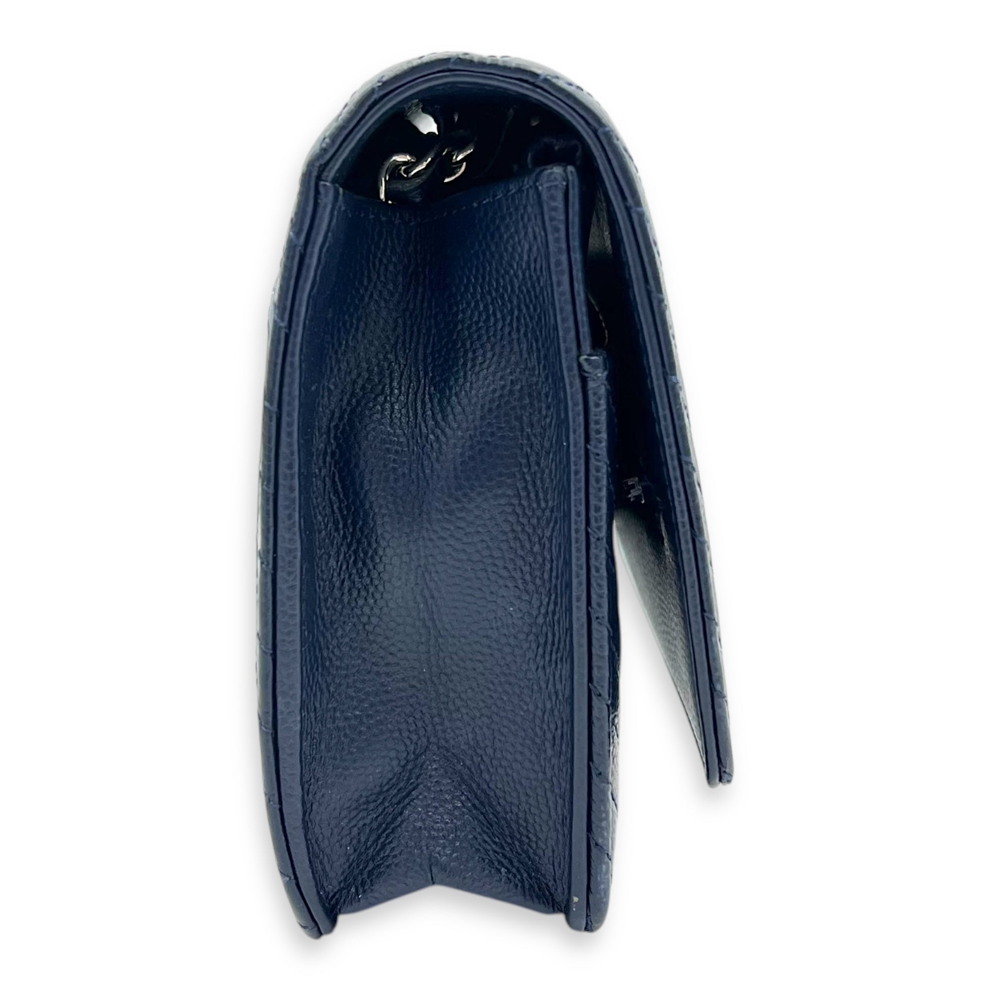 Chevron Wallet On Chain Blue in Caviar Leather, Silver hardware