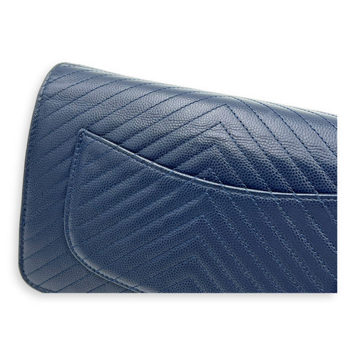 Chevron Wallet On Chain Blue in Caviar Leather, Silver hardware
