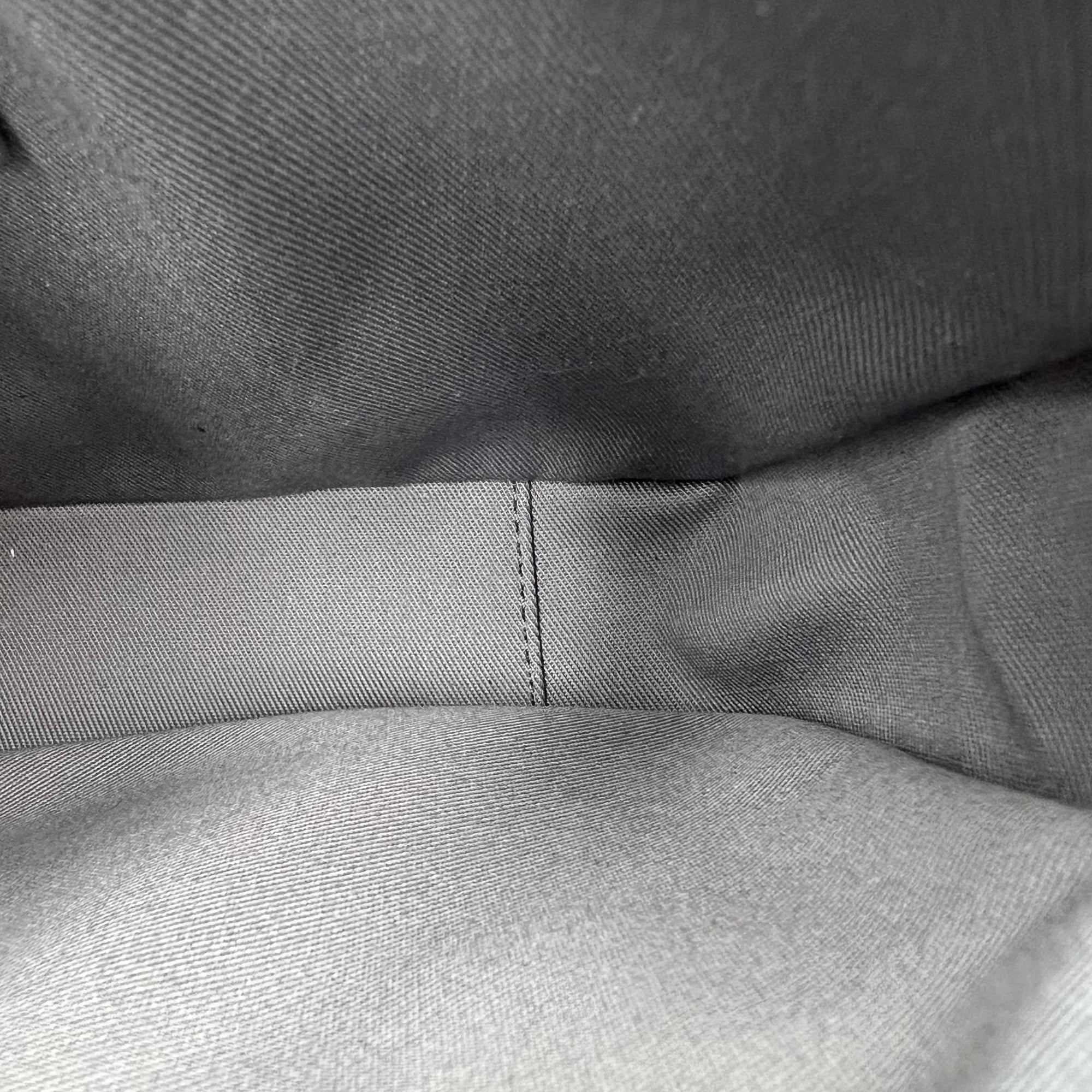 HIt the Road Messenger Grey in Coated Canvas, Silver hardware