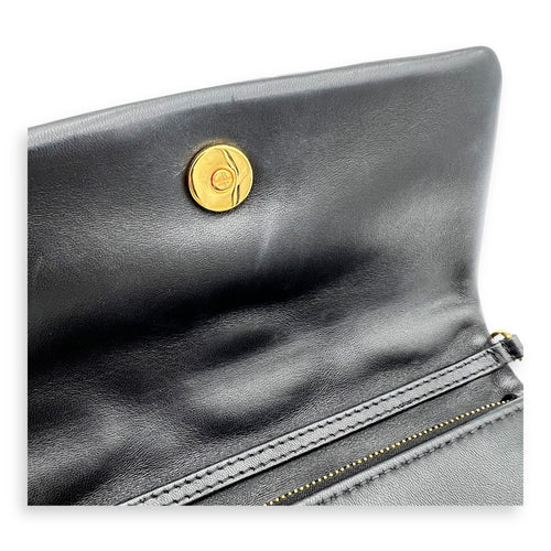 Caro Shoulder Bag Macrocannage Mini Chain Black in Calfskin, Gold hardware