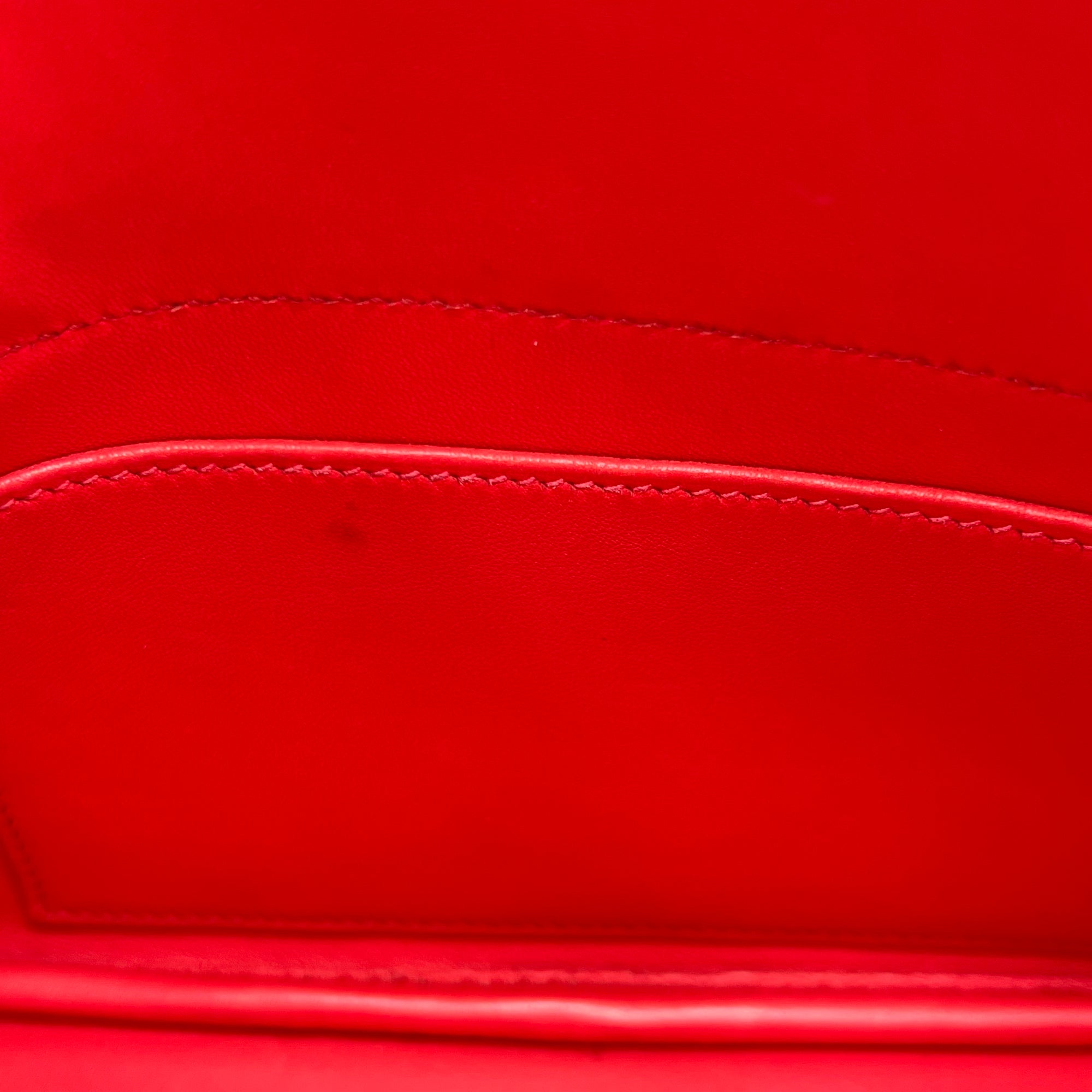 Bolide Red in Epsom, Silver hardware