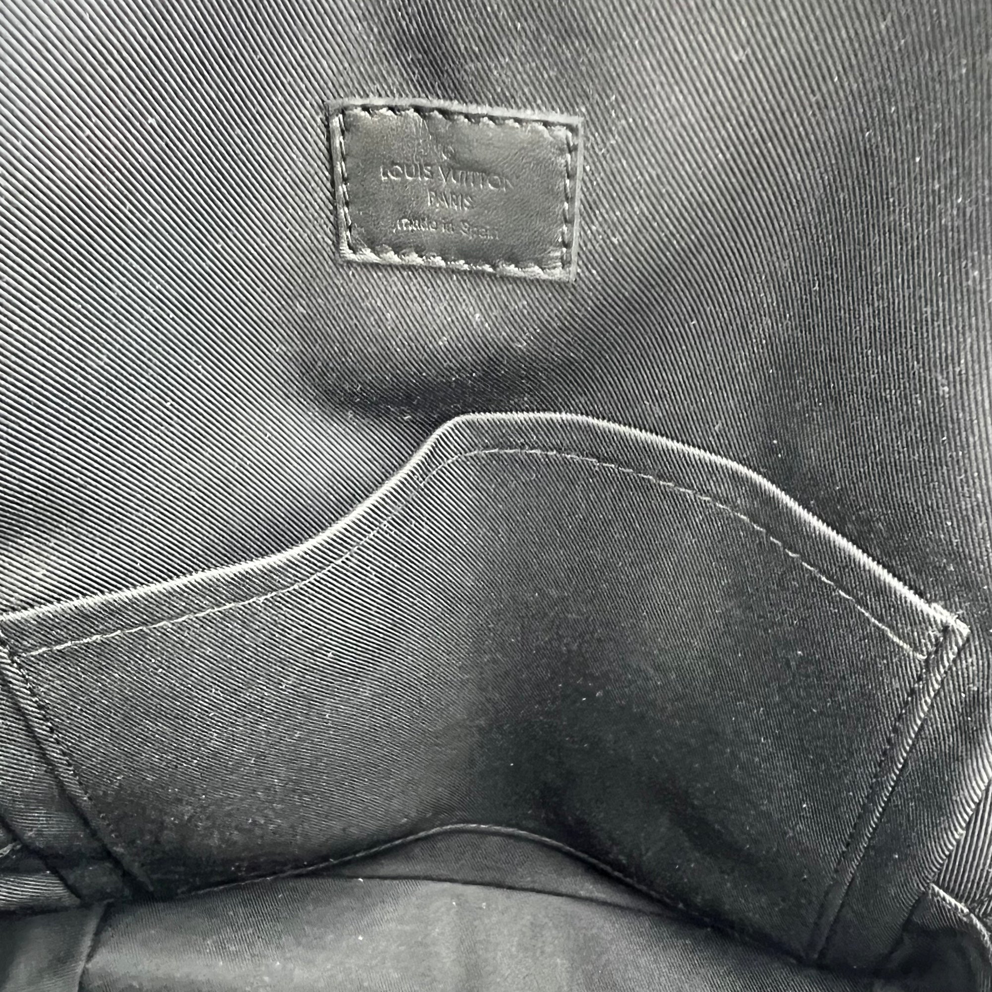 Racer Sling bag Black in Calfskin, Black hardware