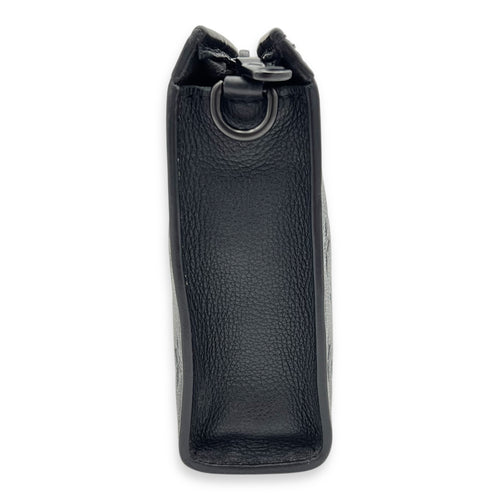 Gaston Wearable Wallet Shoulder Bag Black in Calfskin, Black hardware