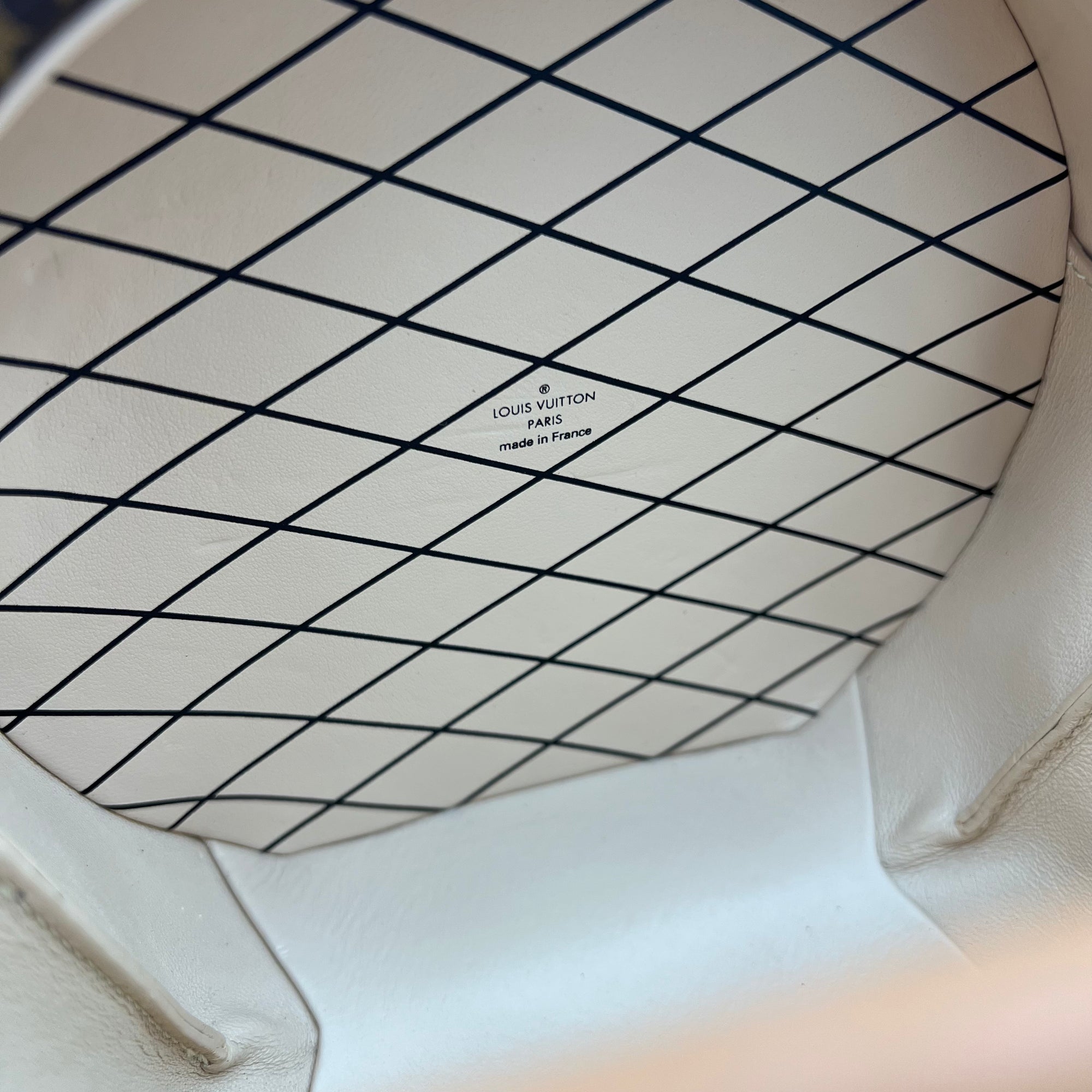 Petite Boite Chapeau Shoulder Bag Brown in Monogram Coated Canvas, Gold hardware