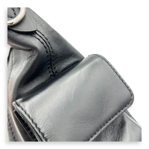 Carryall Cargo Vibe Shoulder Bag Black in Calfskin, Silver hardware