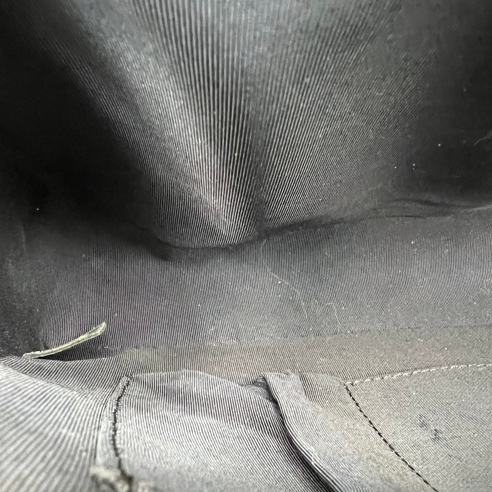 Boy Shoulder Bag Medium Black in Calfskin, Ruthenium hardware