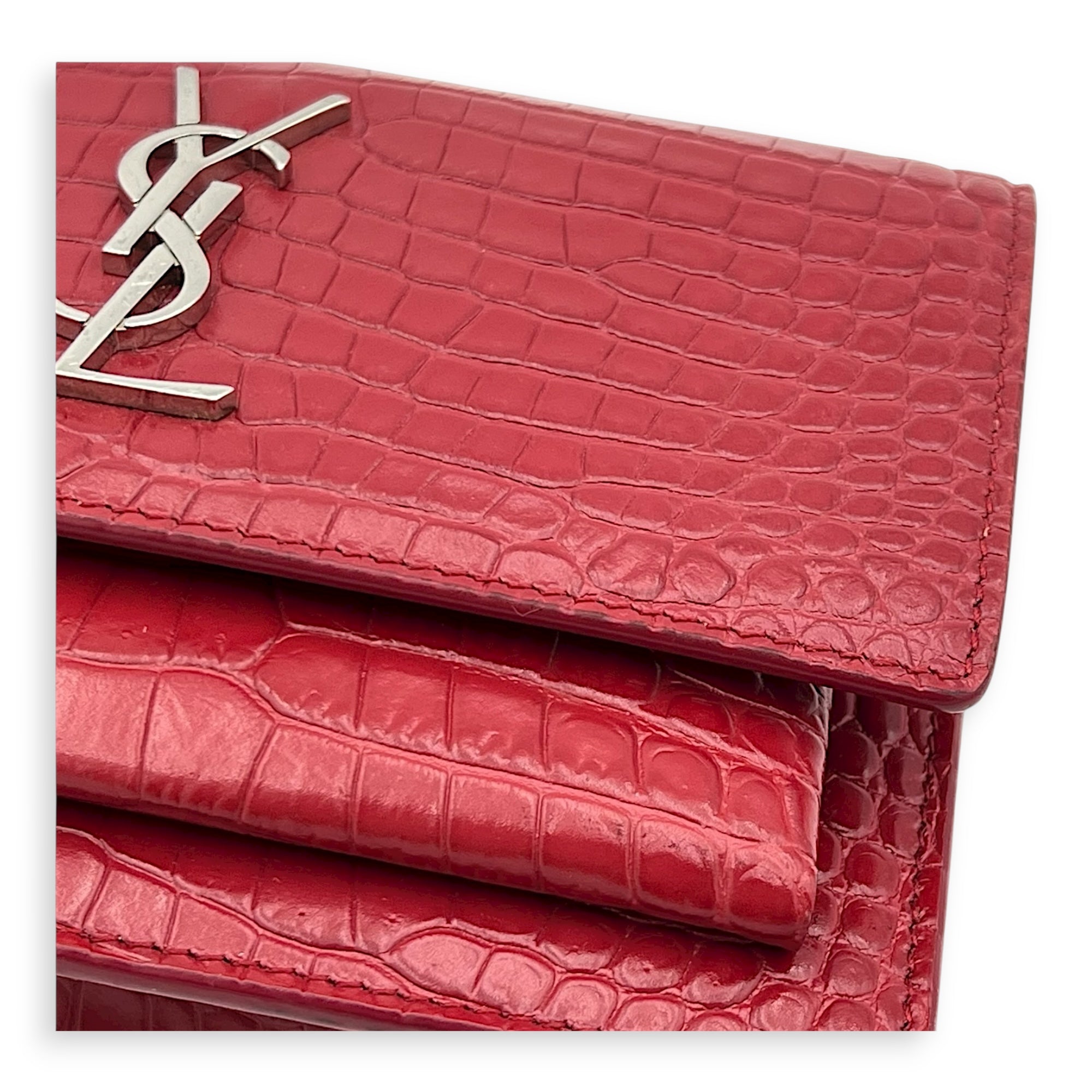 Sunset Wallet On Chain Red in Crocodile Embossed Calfskin, Silver hardware