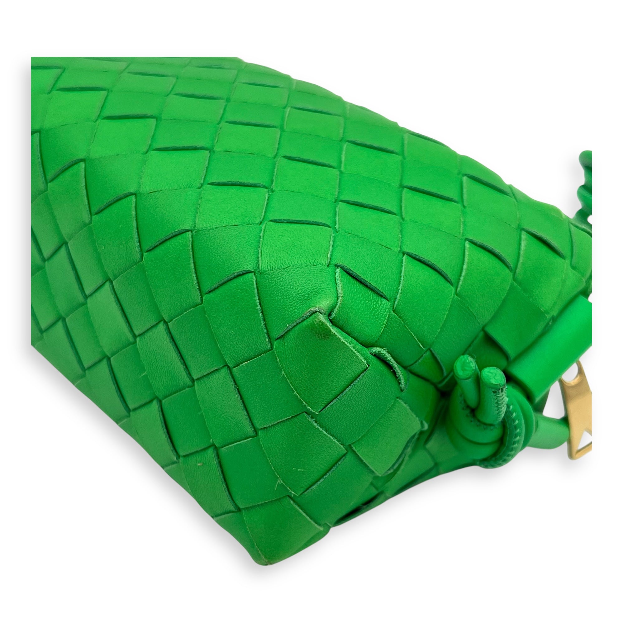 Intrecciato Crossbody Bag Green in Calfskin, Gold hardware