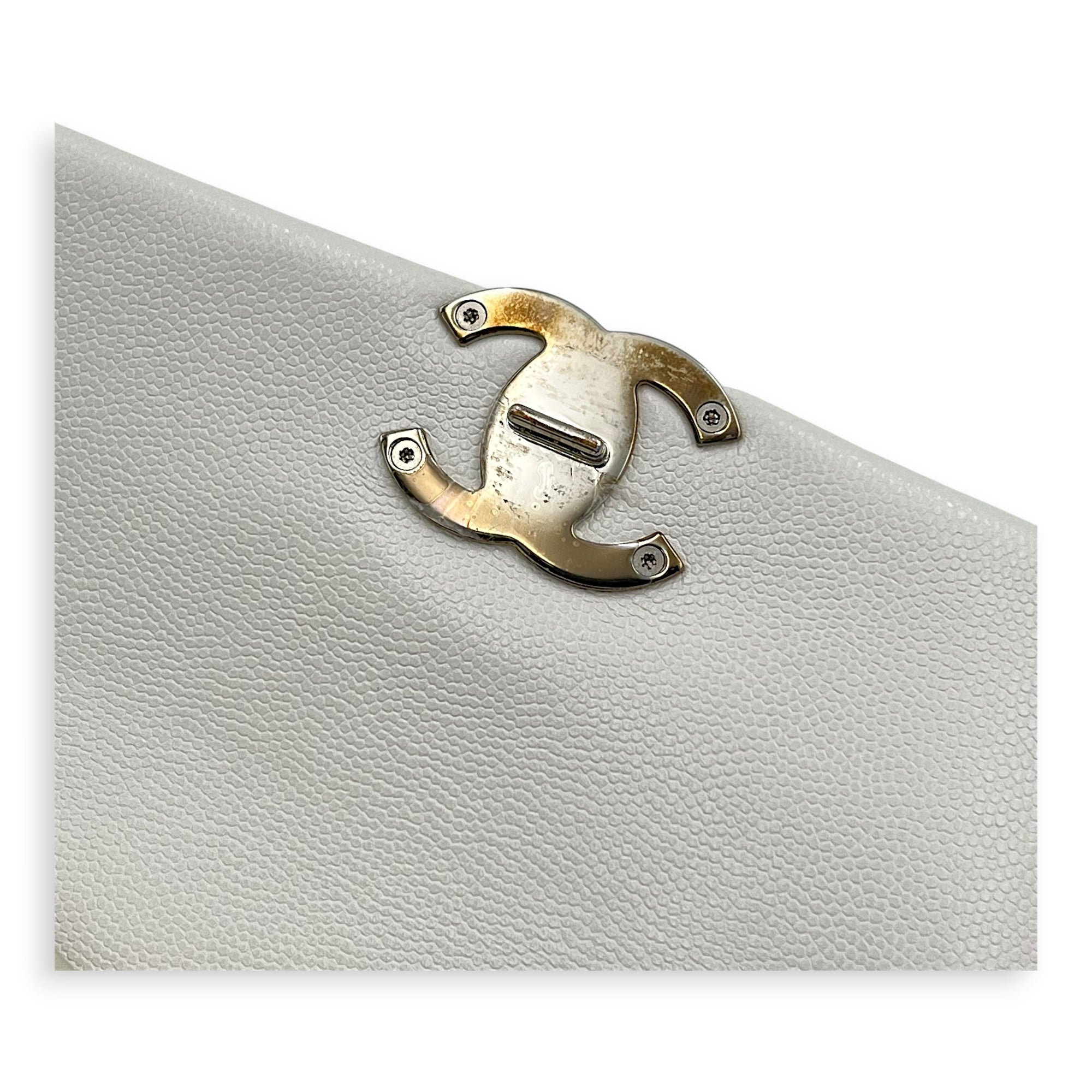 My Everything Shoulder Bag White in Caviar Leather, Black hardware