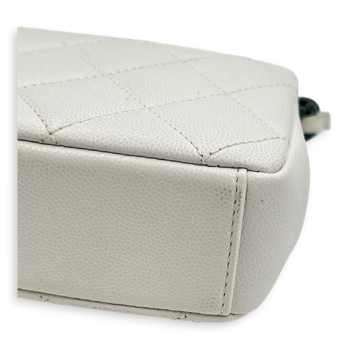 My Everything Shoulder Bag White in Caviar Leather, Black hardware