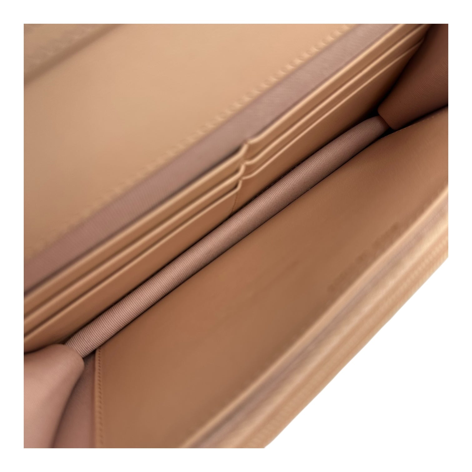 CC Bow Pink Wallet On Chain in Caviar Leather, Gold hardware