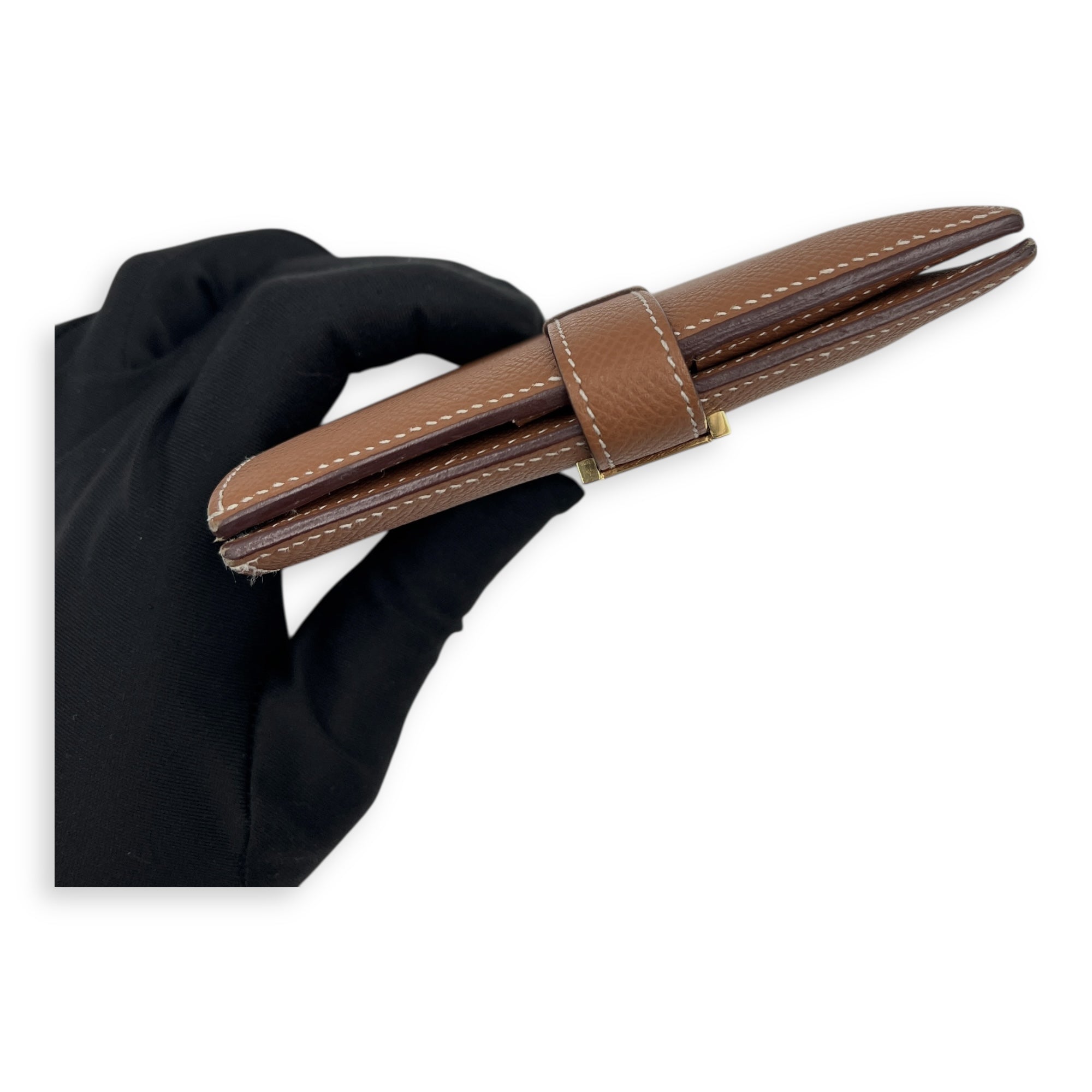 Bearn Compact Brown in Epsom, Gold hardware