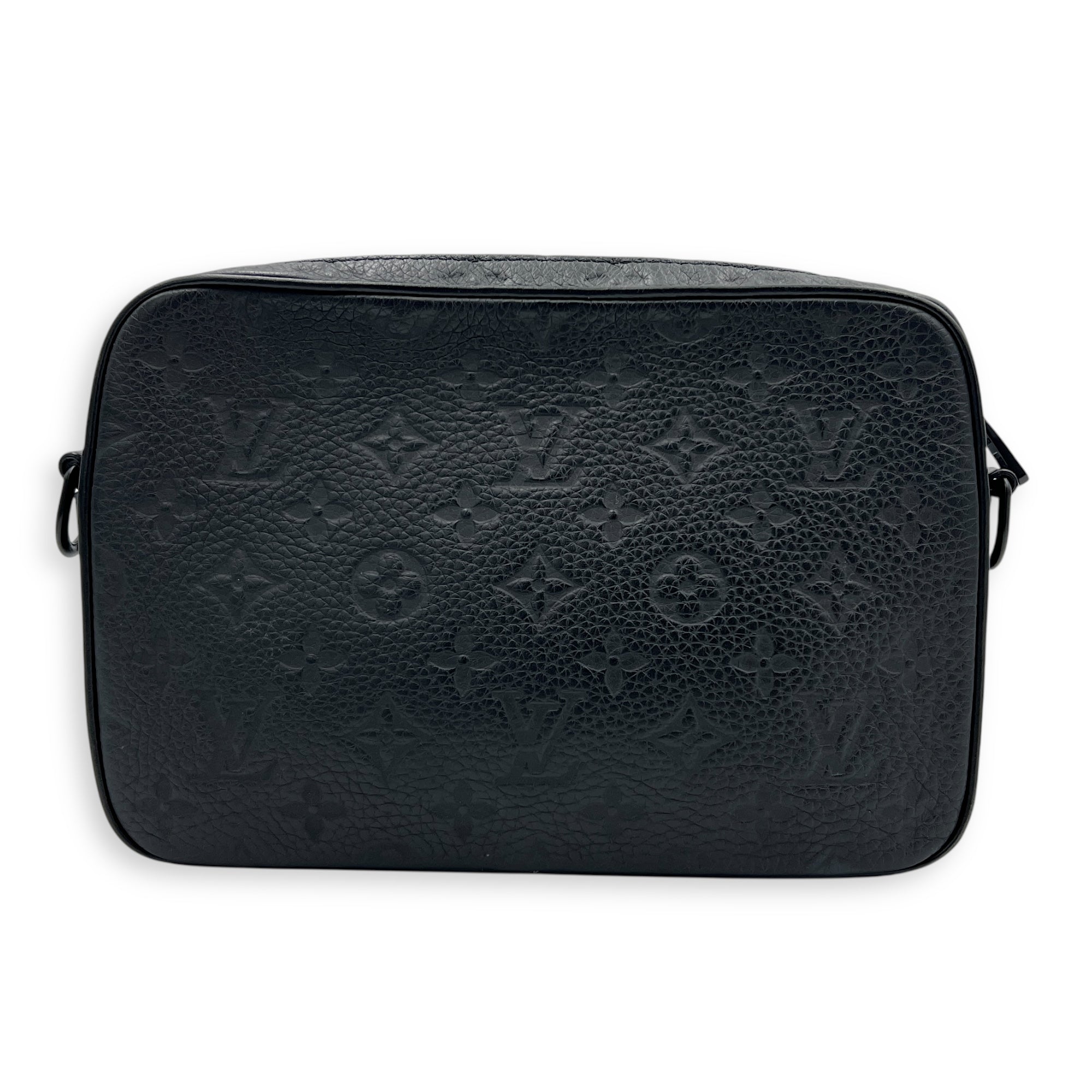 Steamer Messenger Black in Taurillon Leather, Black hardware