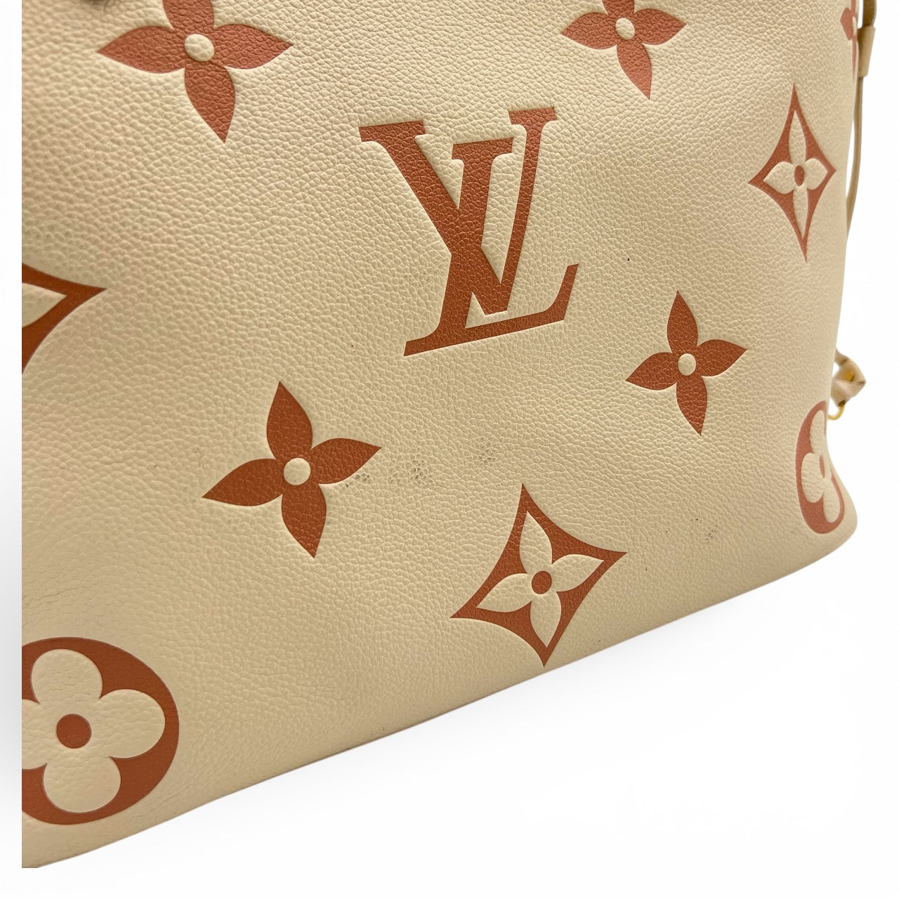 Neverfull Tote Bag White in Empreinte Leather, Gold hardware