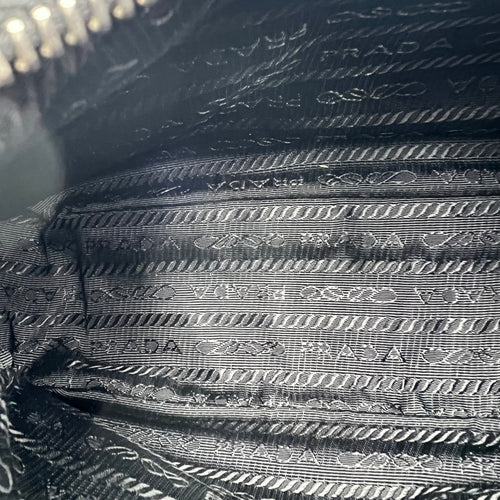 Re-Edition 2005 Shoulder Bag Black in Nylon, Silver hardware