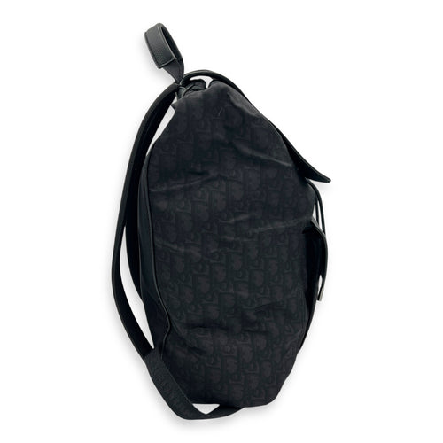 Motion Black Backpack in Nylon, Silver hardware