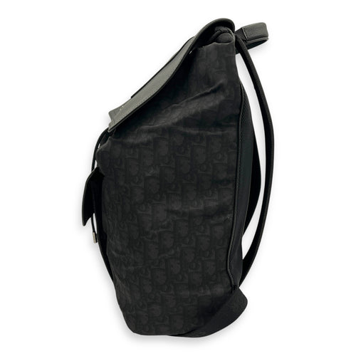 Motion Black Backpack in Nylon, Silver hardware