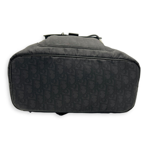 Motion Black Backpack in Nylon, Silver hardware