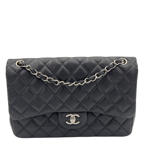 Classic Shoulder Bag Jumbo Silver in Lambskin, Silver hardware