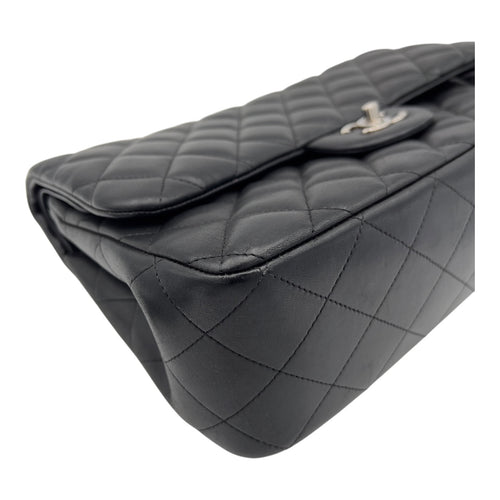 Classic Shoulder Bag Jumbo Silver in Lambskin, Silver hardware