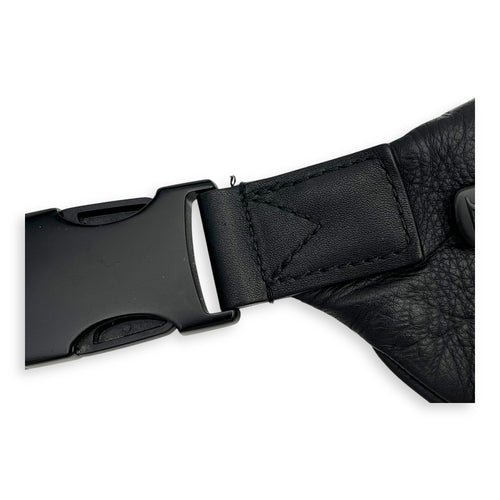 Discovery Belt Bag Black in Empreinte Leather, black hardware