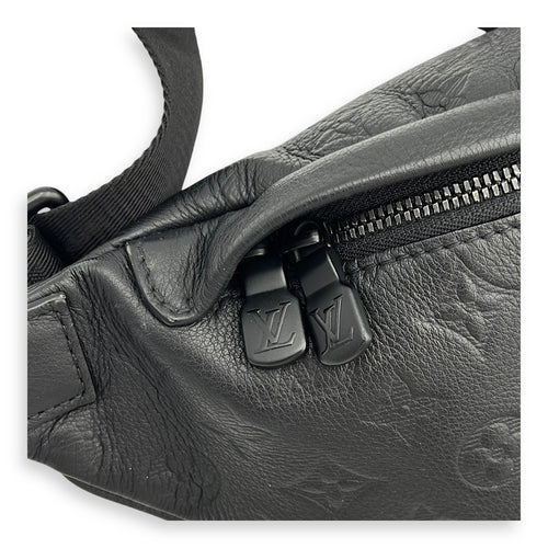 Discovery Belt Bag Black in Empreinte Leather, black hardware