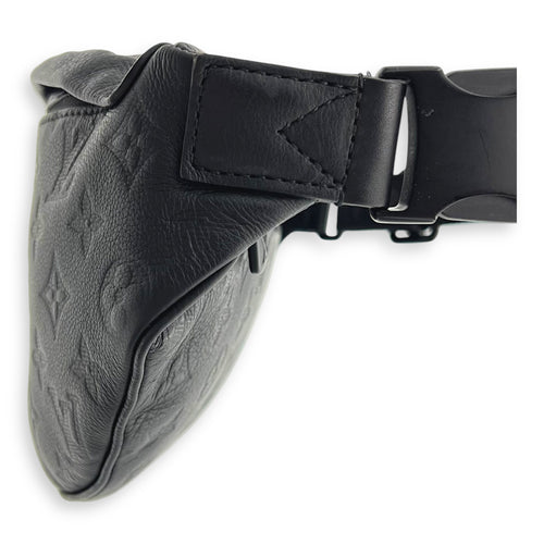 Discovery Belt Bag Black in Empreinte Leather, black hardware