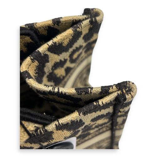 Book Tote Tote Bag Small Beige in Canvas