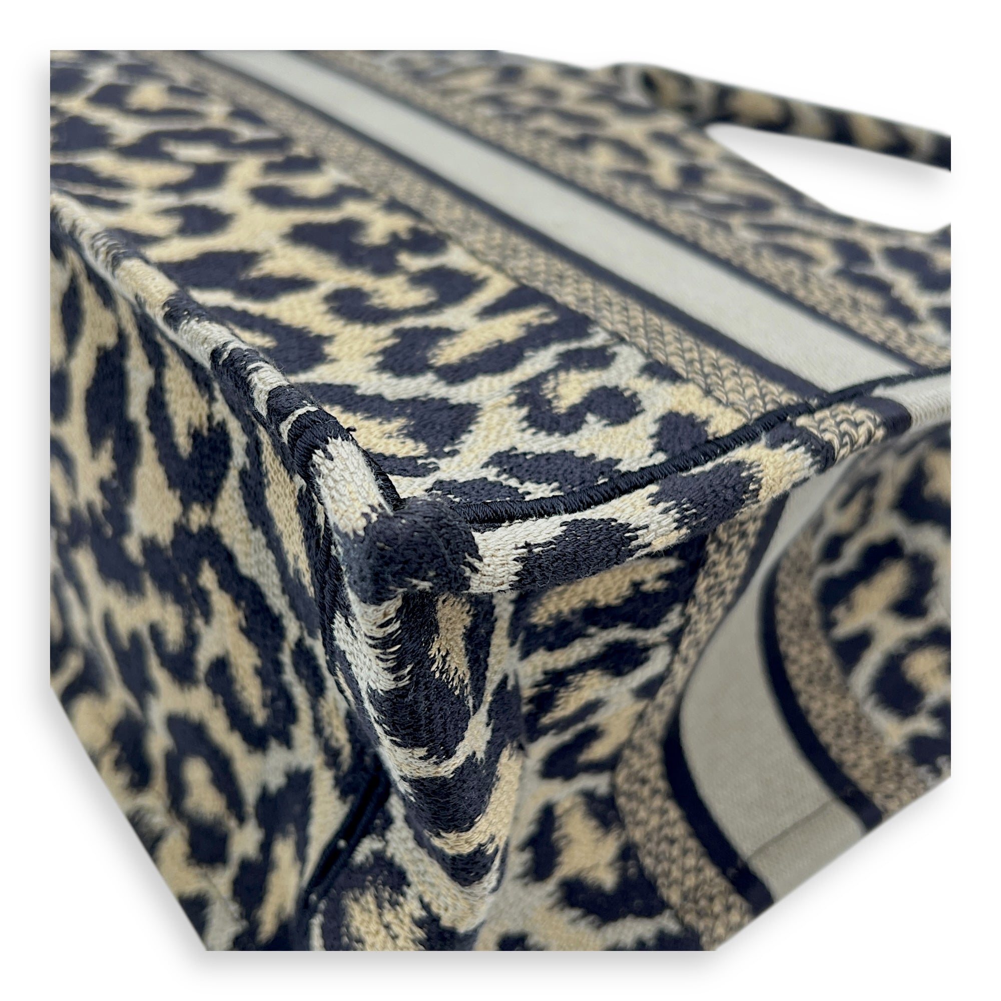 Book Tote Tote Bag Small Beige in Canvas