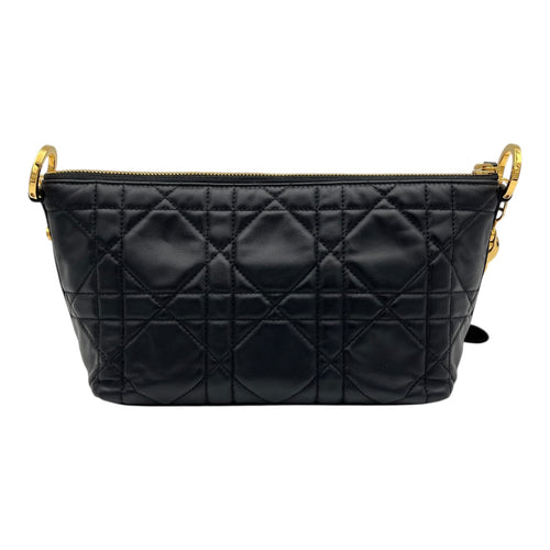Star Chain Macrocannage Shoulder Bag Black in Calfskin, Gold hardware