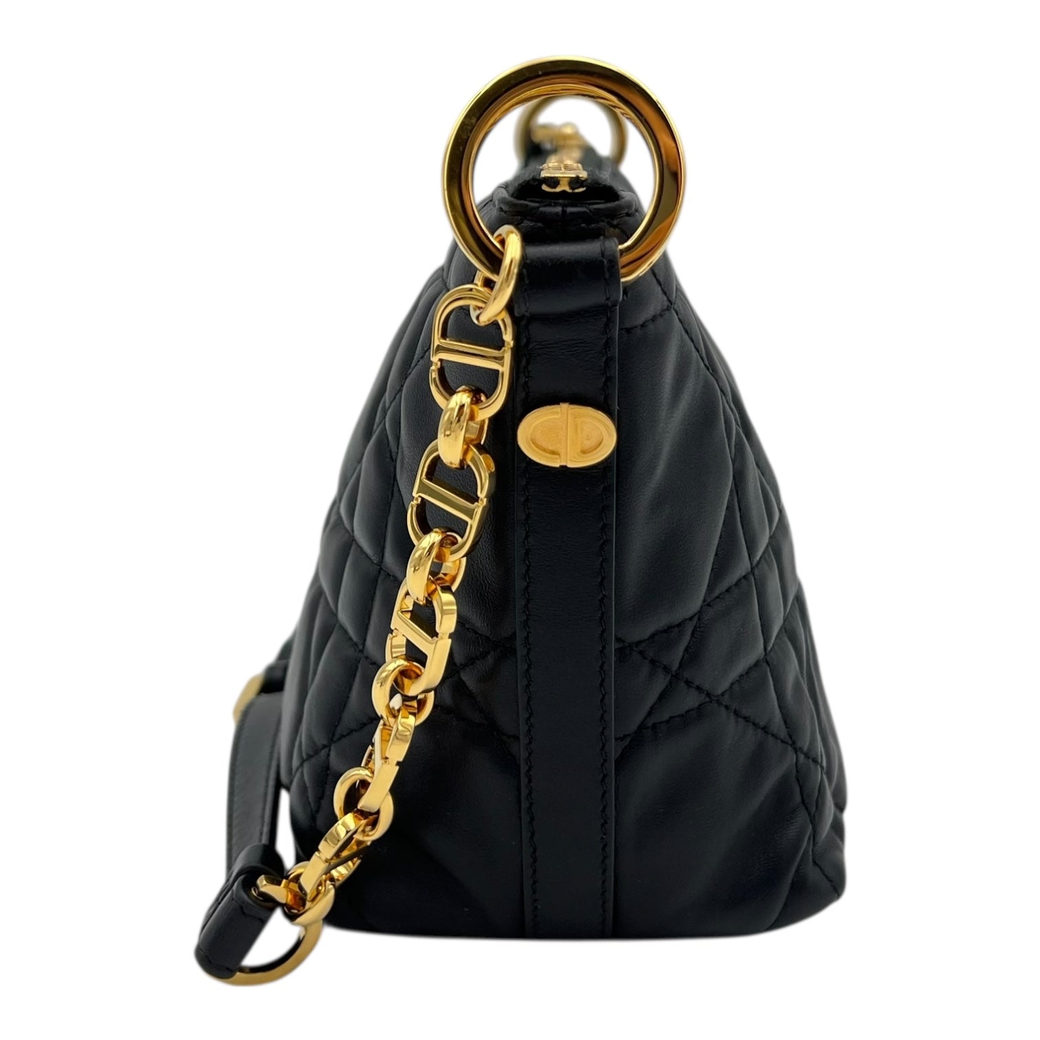 Star Chain Macrocannage Shoulder Bag Black in Calfskin, Gold hardware