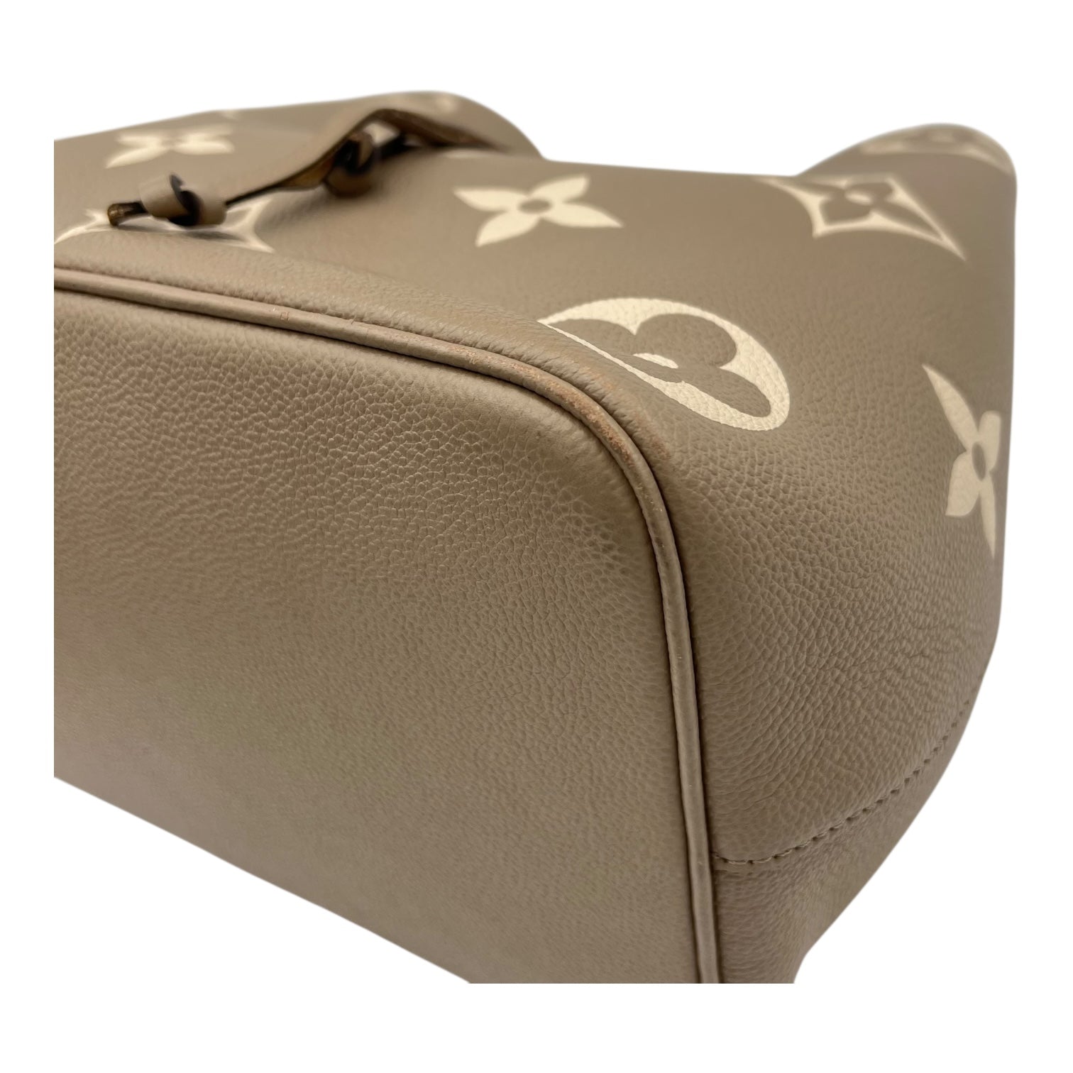 Noe Bucket Bag Beige in Empreinte Leather, Gold hardware