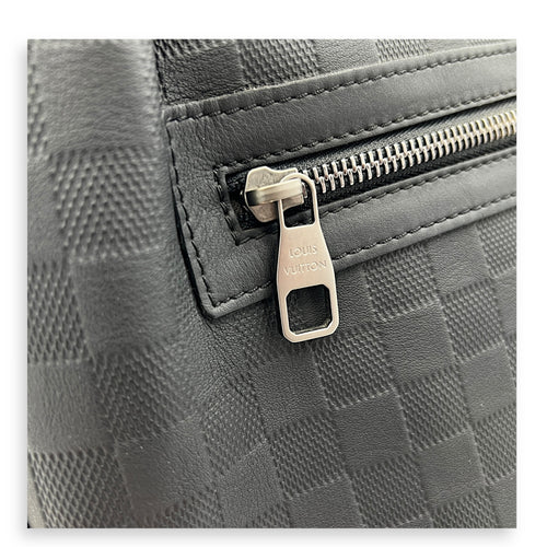 Calypso GM Black Messenger in Calfskin, Silver hardware